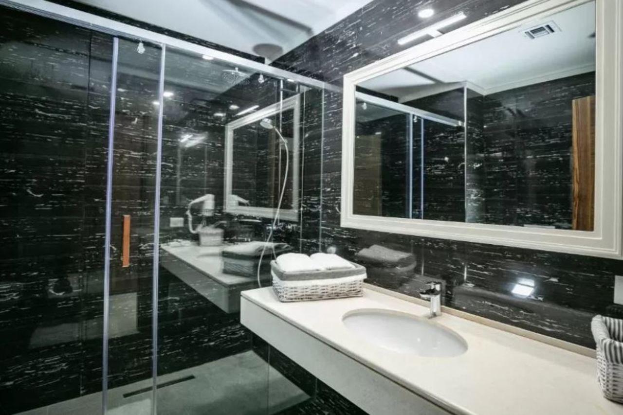 Prestige Resort Durres Qerret Екстериор снимка