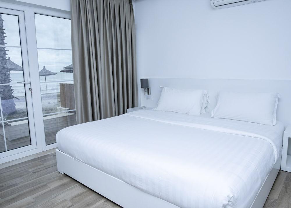 Prestige Resort Durres Qerret Екстериор снимка