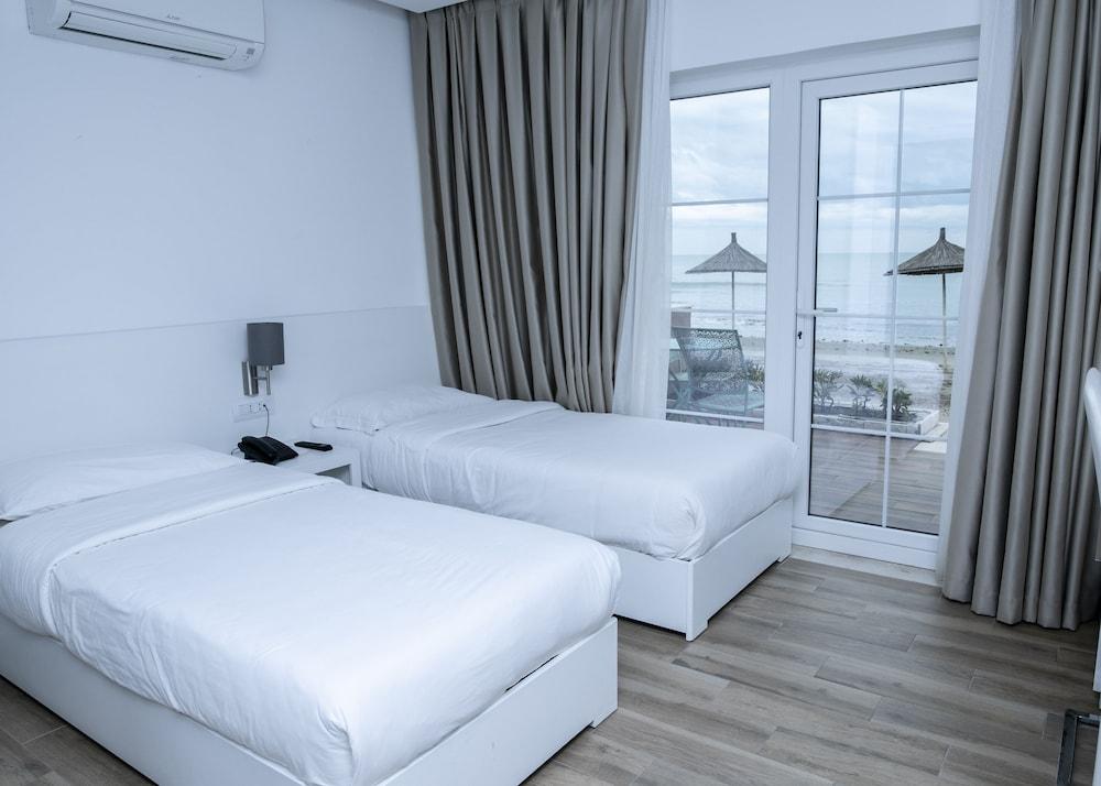Prestige Resort Durres Qerret Екстериор снимка