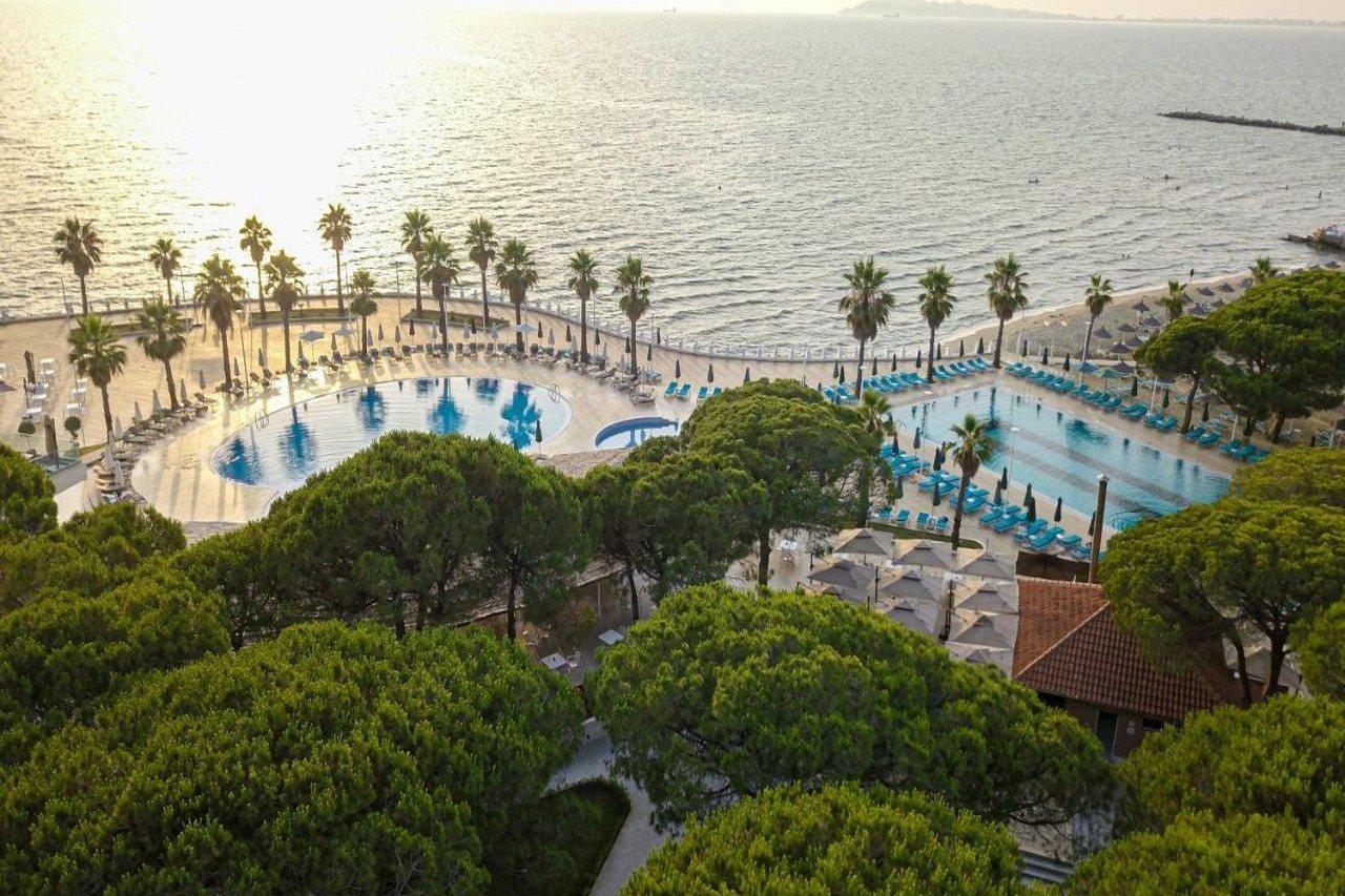 Prestige Resort Durres Qerret Екстериор снимка